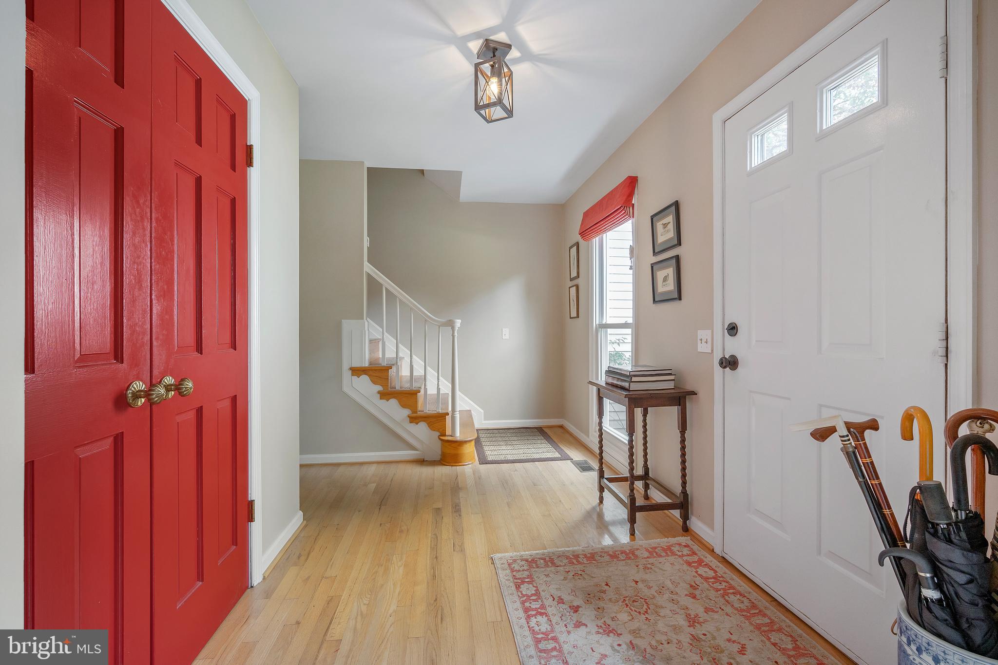 309 Opera Court Silver Spring, MD 20901 - Photo 8 of 49 Spacious foyer