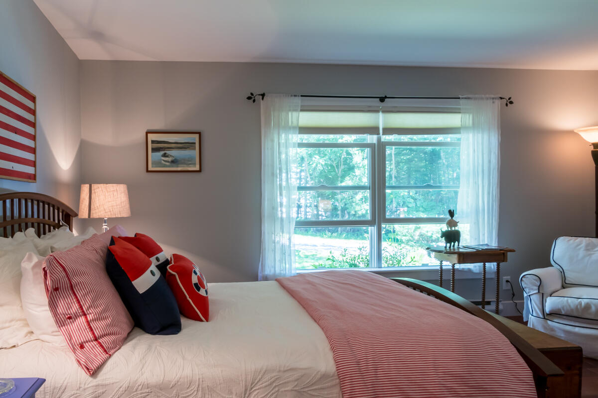 20 Linekin Road, Unit 9B Boothbay Harbor, ME 04538 - Photo 33 of 58 35-bedroom w-ensuite (2 of 5)