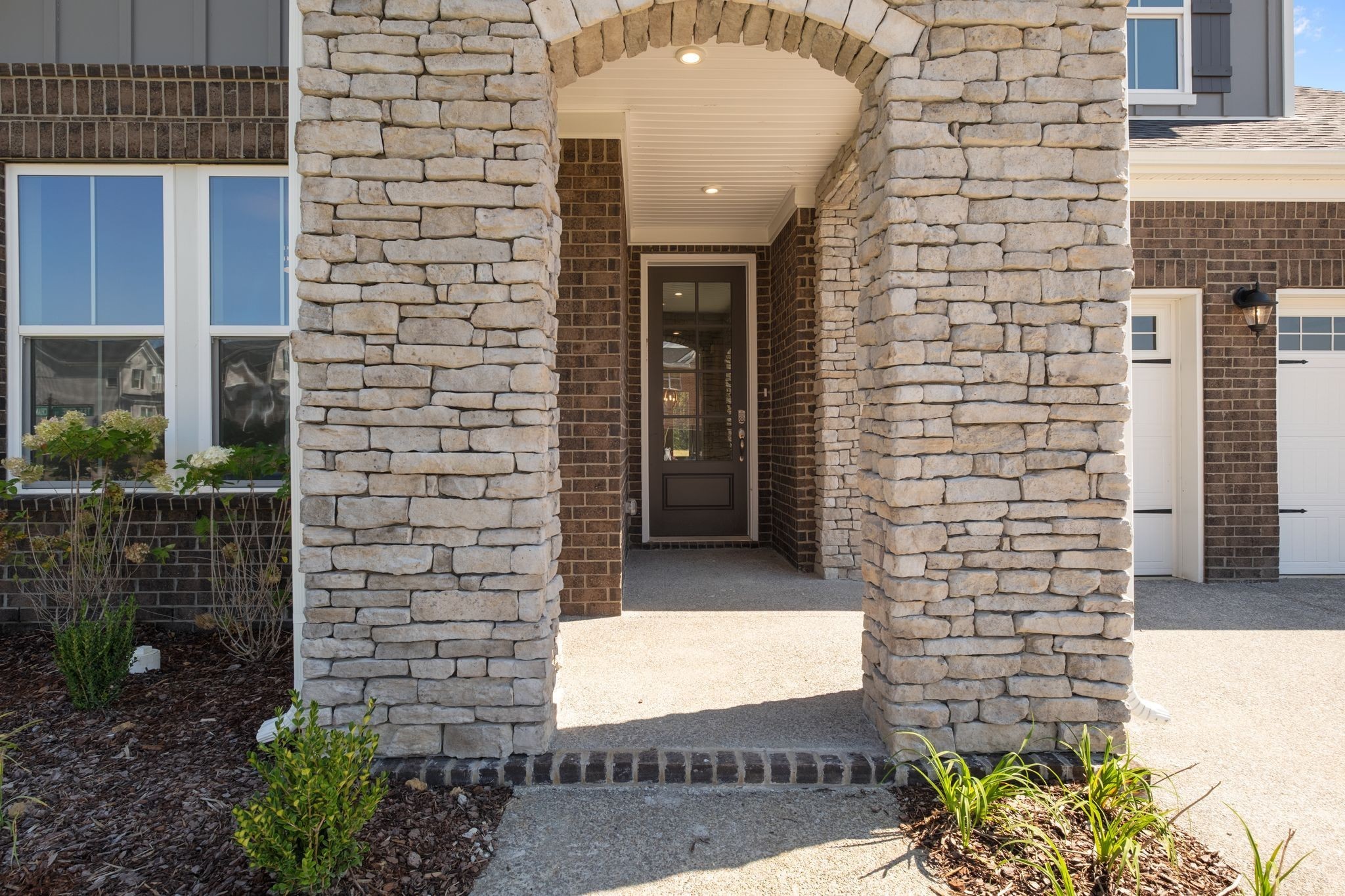 2001 Tee Time Trace Mount Juliet, TN 37122 - Photo 3 of 36