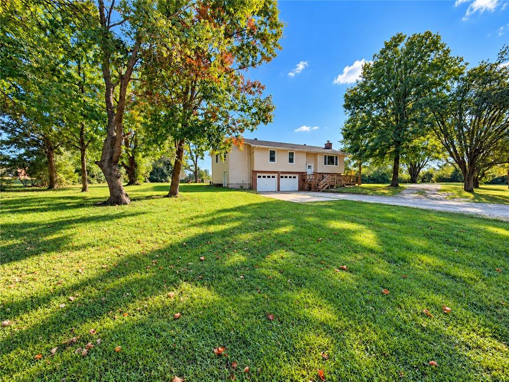 1904 Northeast 85th Road Warrensburg, MO 64093 - Photo 2 of 32 Gallery Image 2