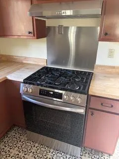 a close view of stove top oven