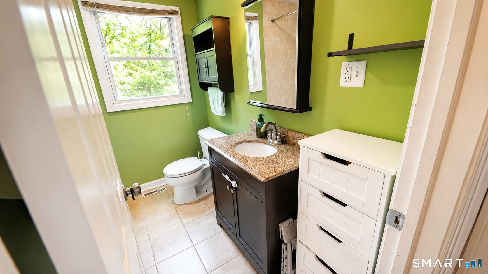 6 Sinclair Street Windsor, CT 06095 - Photo 14 of 22