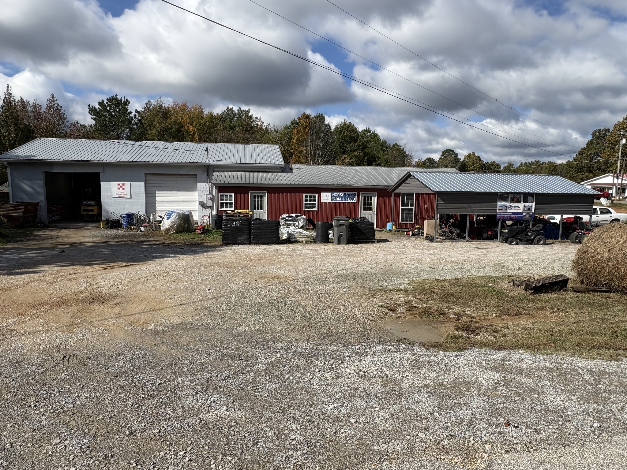106 Cotham Road Hohenwald, TN 38462 - Photo 3 of 14