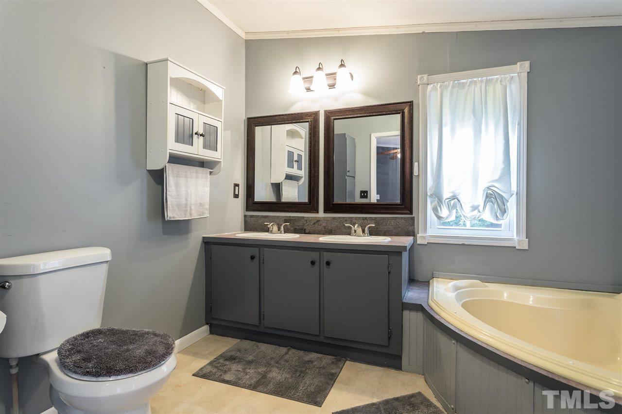 360 Raleigh Farms Road Youngsville, NC 27596 - Photo 12 of 30 Gallery Image 12