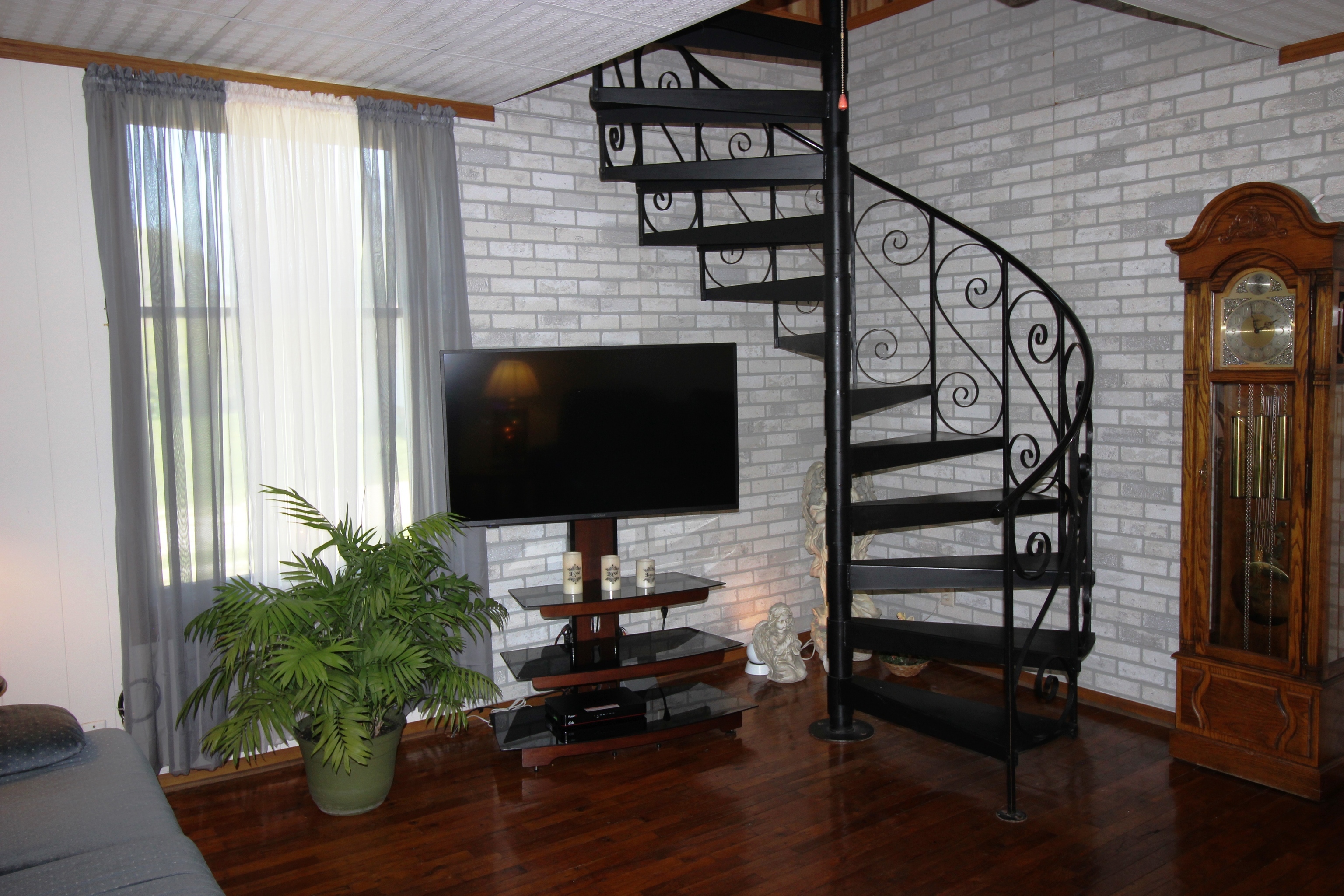 4289 Old National Road Knightstown, IN 46148 - Photo 4 of 21 Gallery Image 4