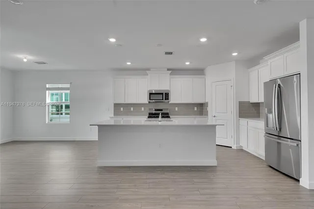 $4,600 | 19560 Whispering Creek Road, Unit 19560, Loxahatchee, FL 33470