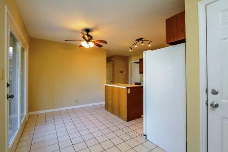 119 La View Road Hendersonville, TN 37075 - Photo 5 of 20 View of breakfast nook looking back at kitchen from the laundry room.