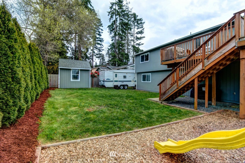 21616 7th Place West Bothell, WA 98021 - Photo 22 of 24