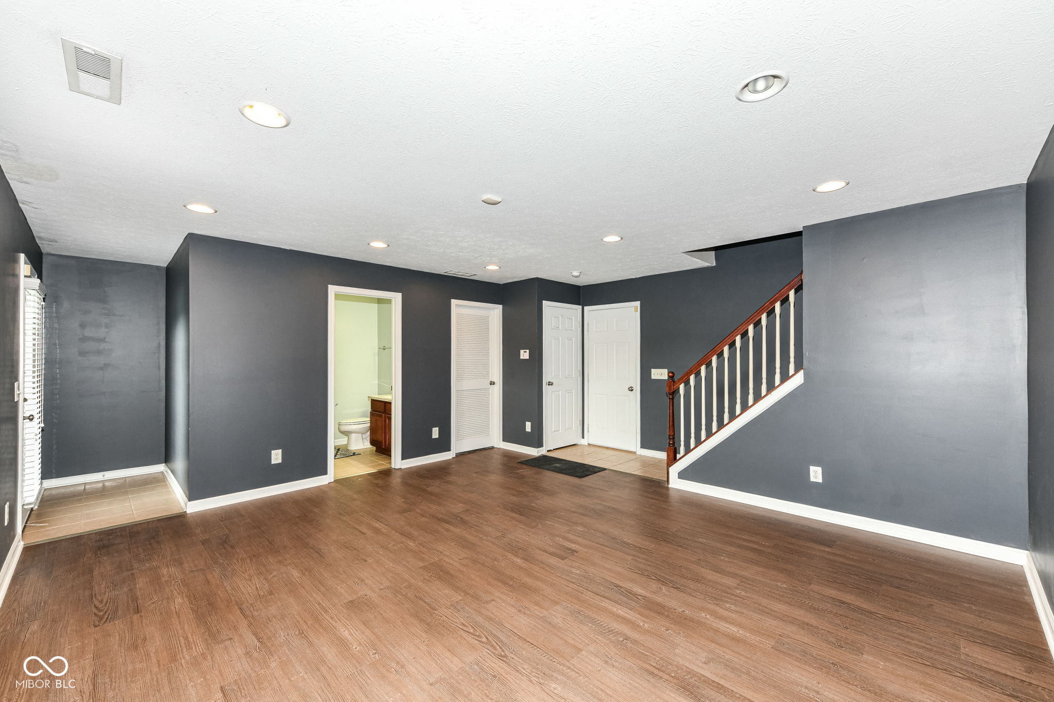 12032 Esty Way Carmel, IN 46033 - Photo 4 of 36