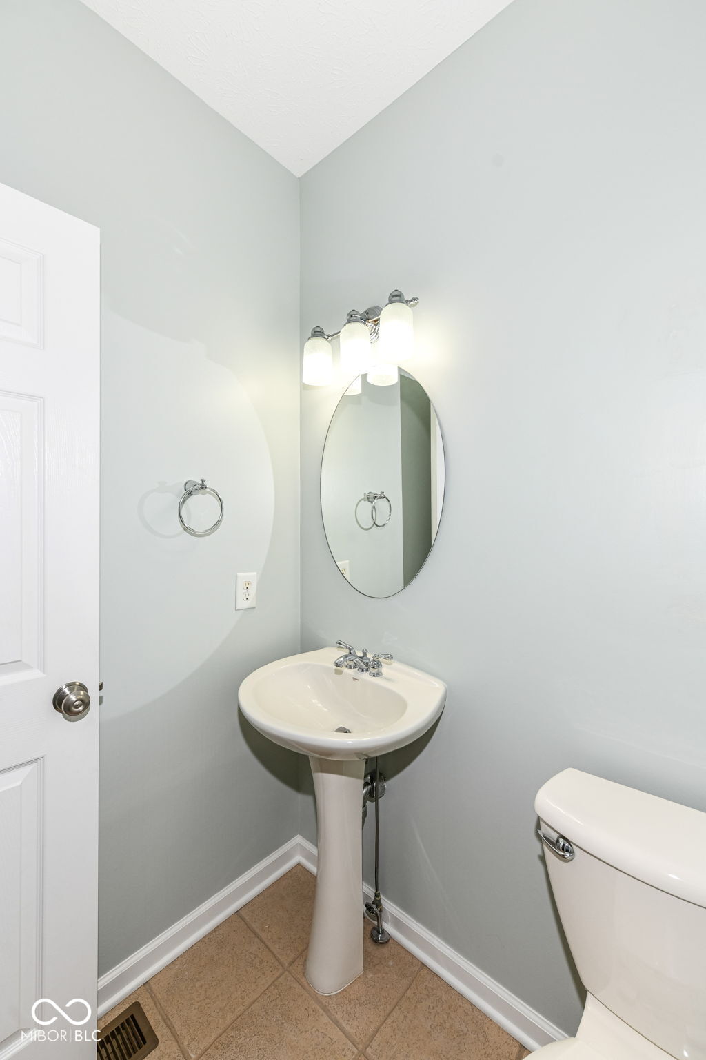 12032 Esty Way Carmel, IN 46033 - Photo 8 of 36