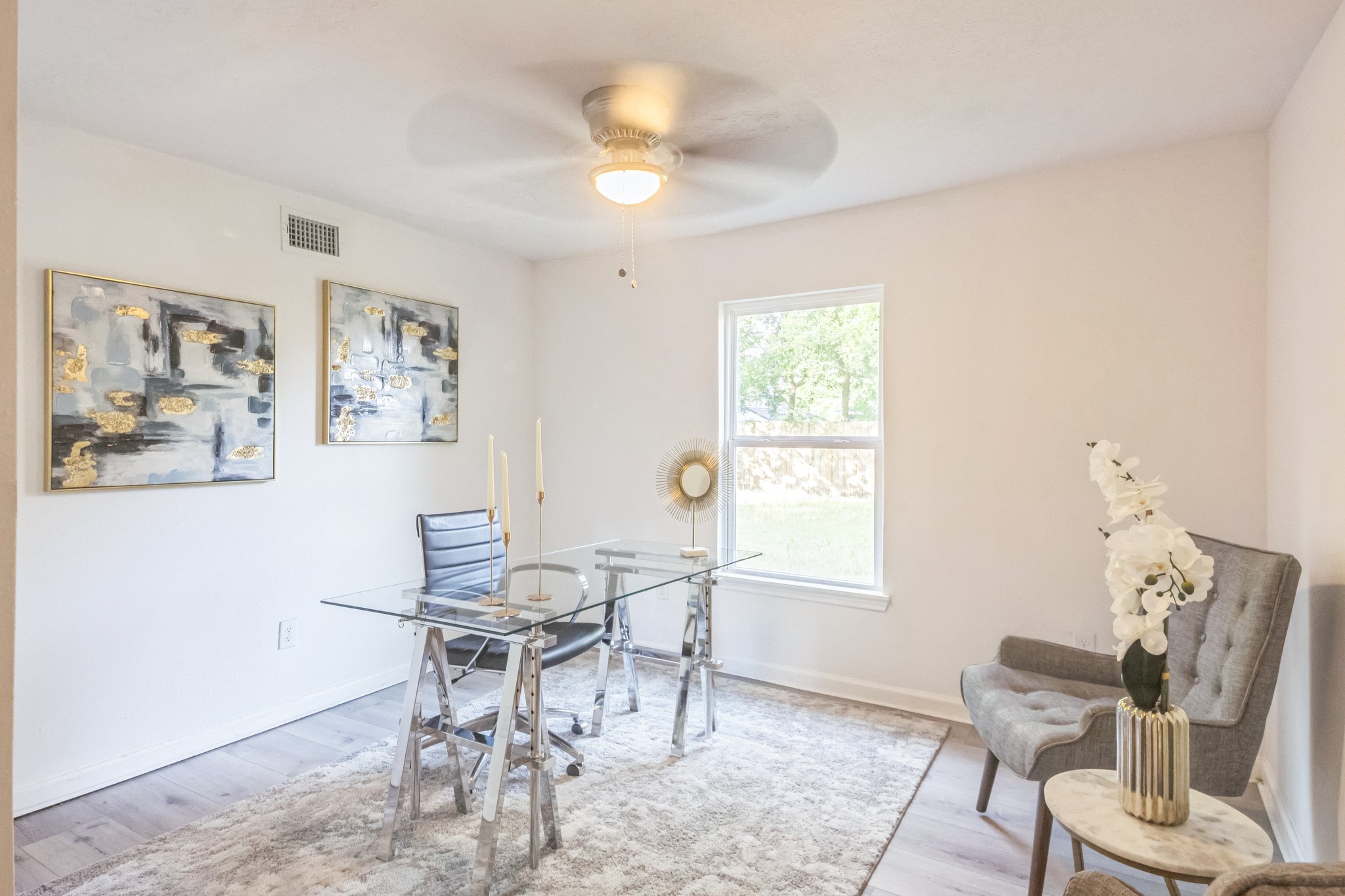 5236 Perry Street Houston, TX 77021 - Photo 6 of 12 a dining room with furniture and window