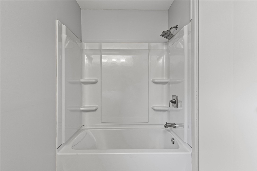 226 Barry Road Irondequoit, NY 14617 - Photo 26 of 40