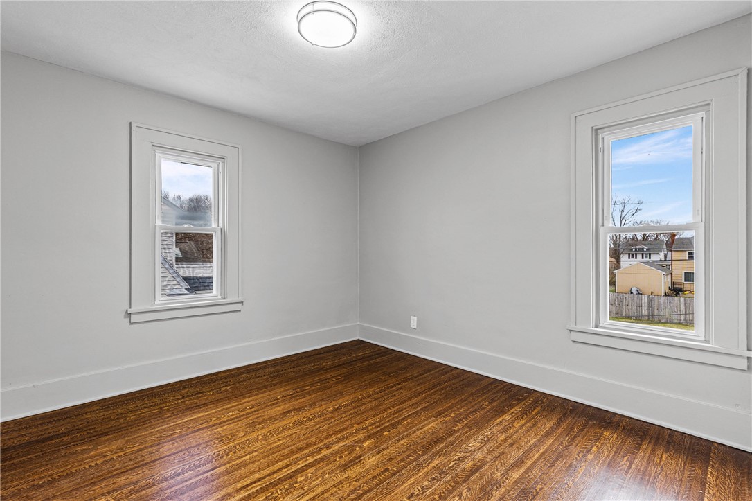 226 Barry Road Irondequoit, NY 14617 - Photo 27 of 40