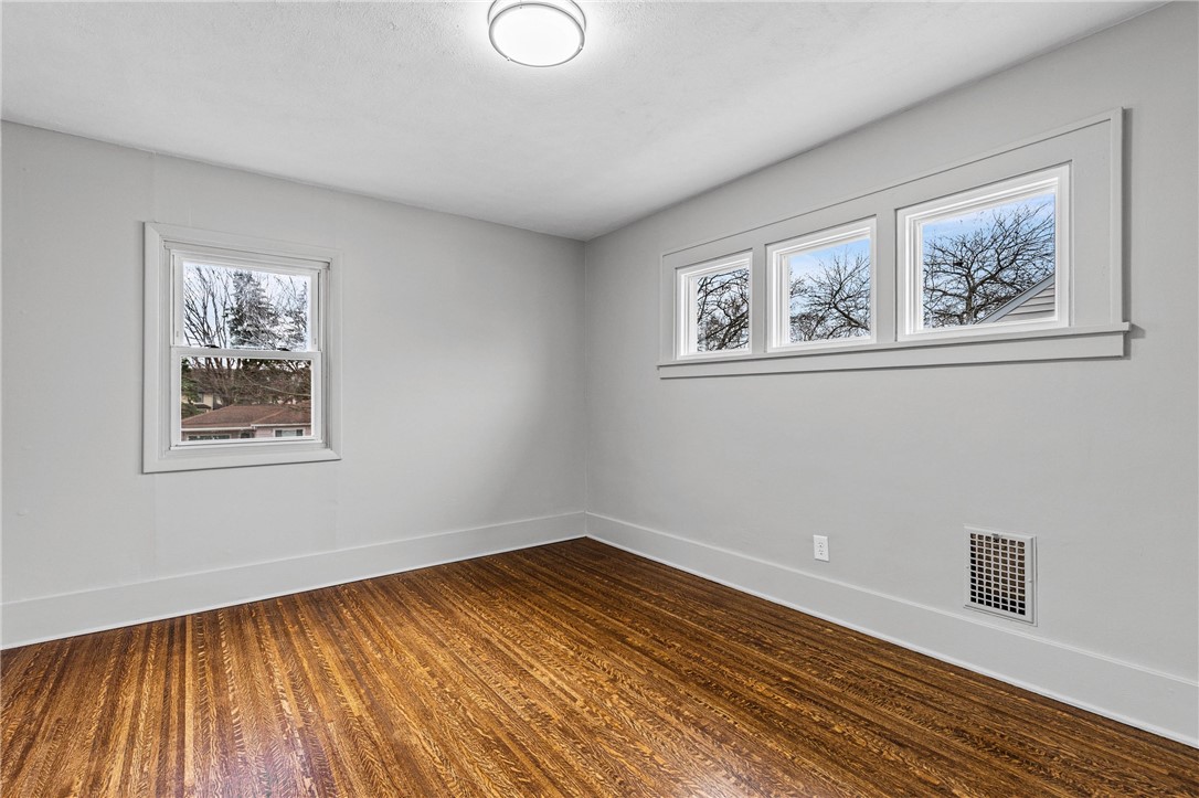 226 Barry Road Irondequoit, NY 14617 - Photo 32 of 40