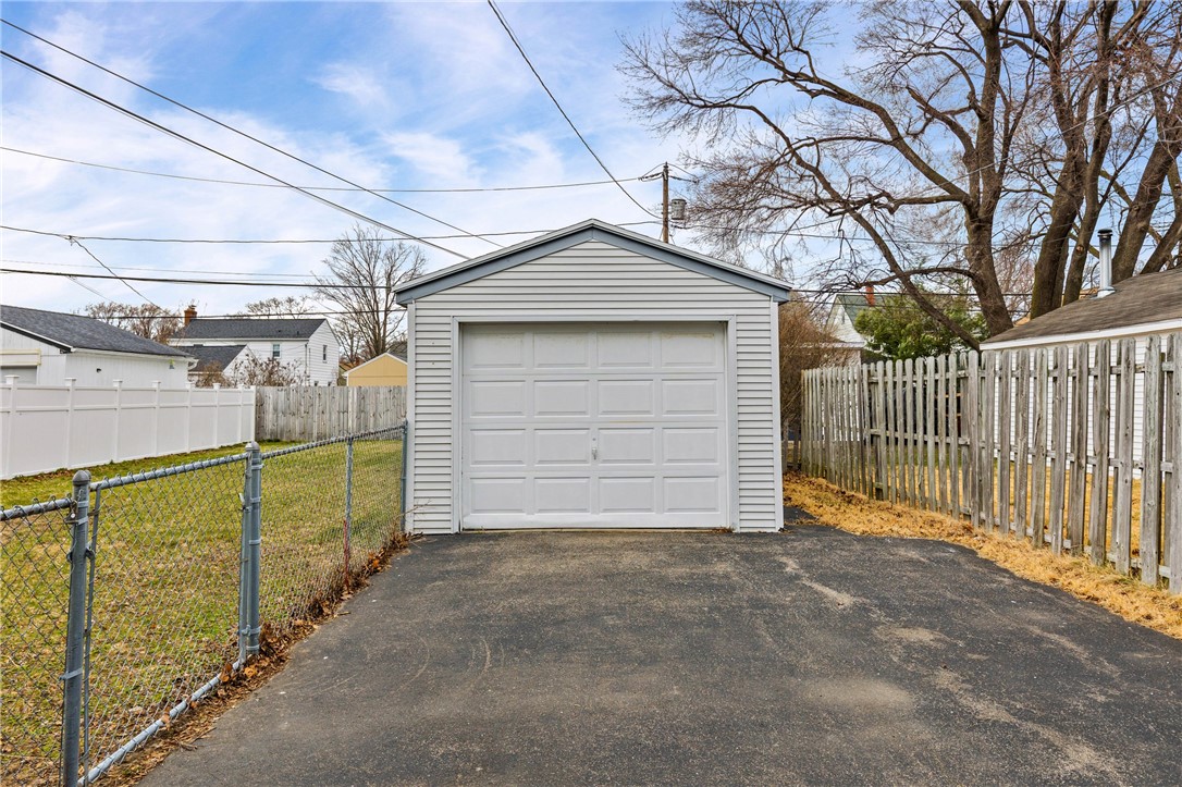 226 Barry Road Irondequoit, NY 14617 - Photo 40 of 40