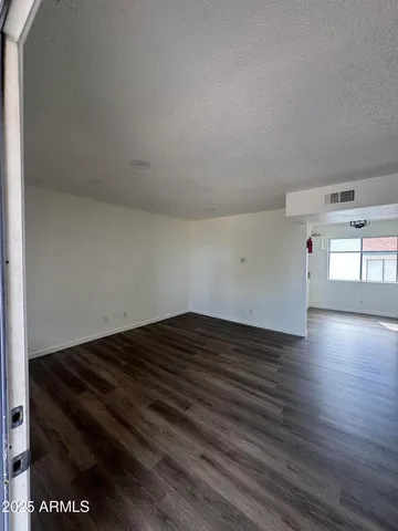 $1,400 | 156 North May, Unit 202, Mesa, AZ 85201