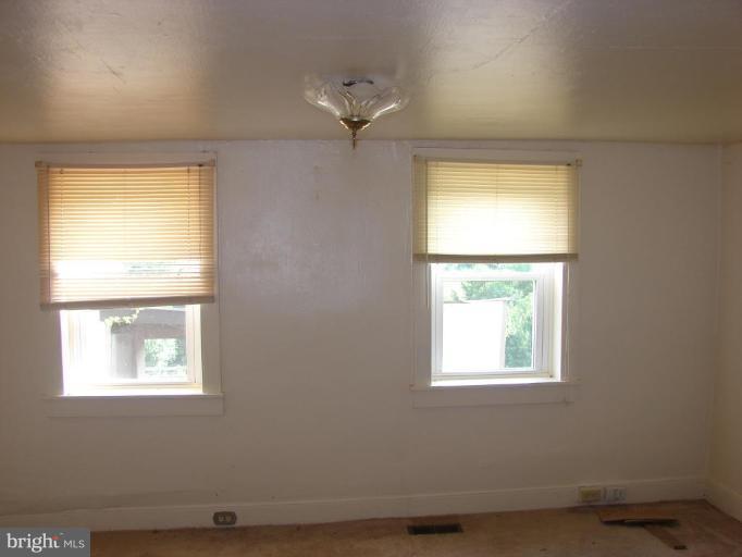 2020 Durham Road Fallston, MD 21047 - Photo 10 of 17 Living Room