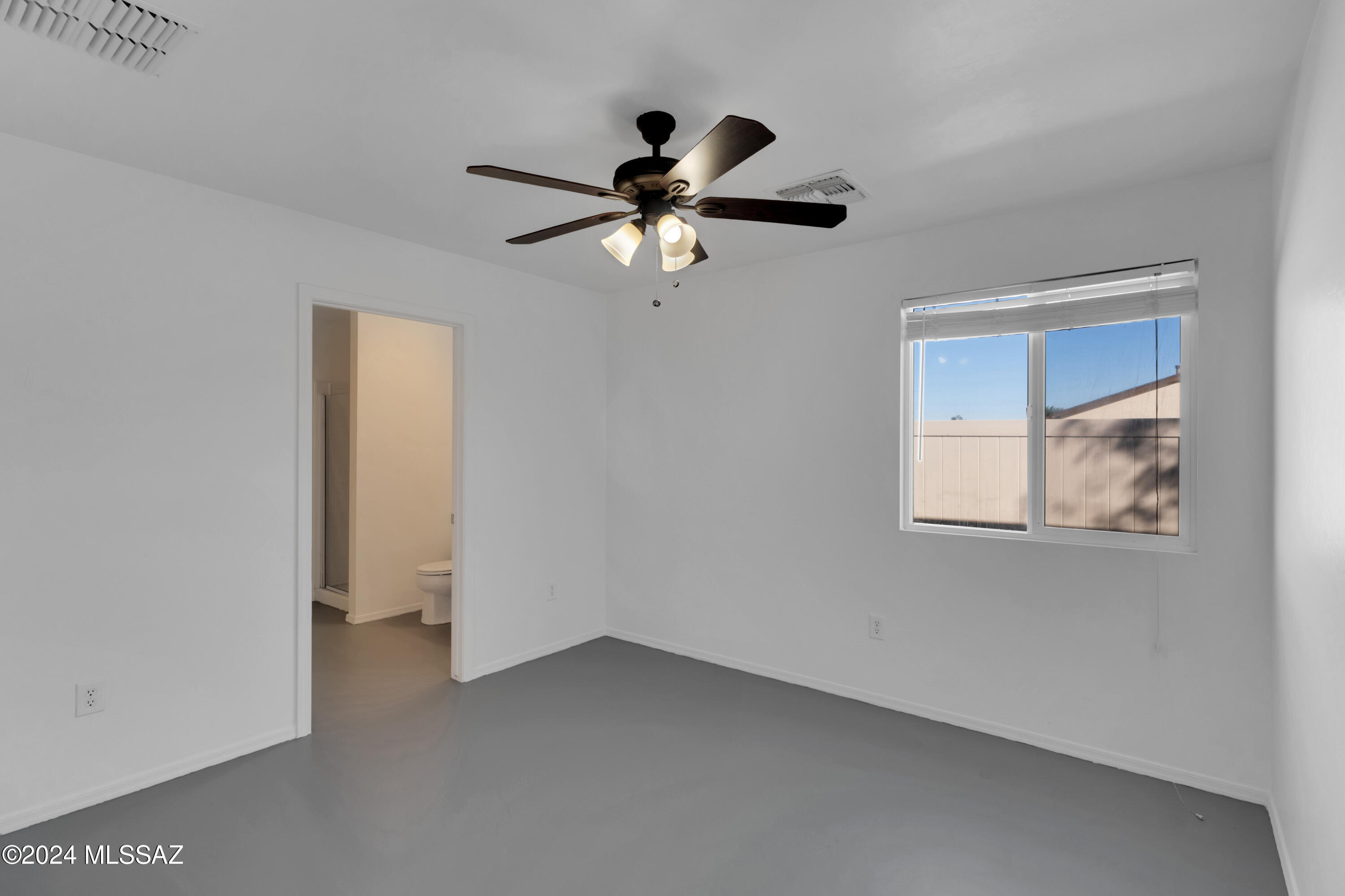 8362 West Razorbill Drive Tucson, AZ 85757 - Photo 8 of 23 Gallery Image 8