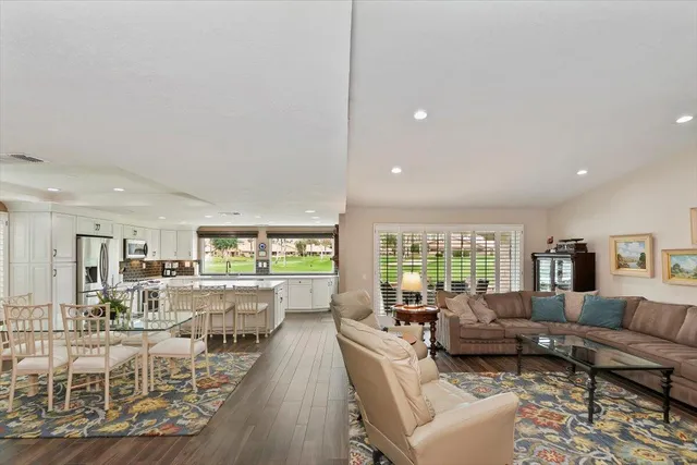 $689,000 | 18 Conejo Circle, Palm Desert, CA 92260