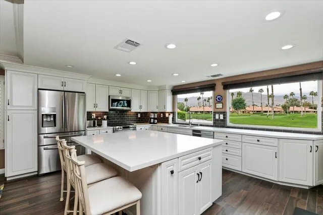 $689,000 | 18 Conejo Circle, Palm Desert, CA 92260