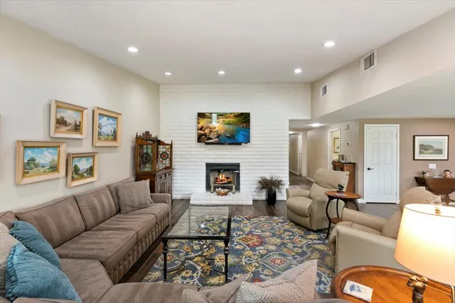 $689,000 | 18 Conejo Circle, Palm Desert, CA 92260