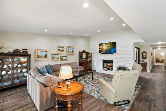 $689,000 | 18 Conejo Circle, Palm Desert, CA 92260