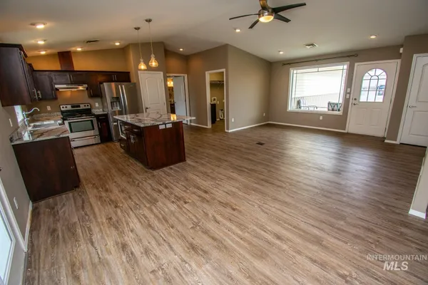 $289,000 | 1409 Highland Avenue, Clarkston, WA 99403