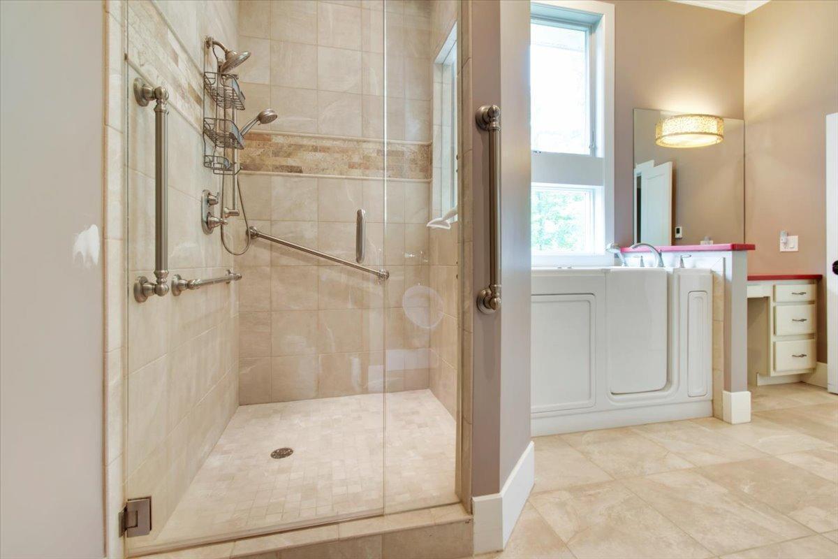 717 Nordyke Road Cincinnati, OH 45255 - Photo 10 of 35 Gallery Image 10