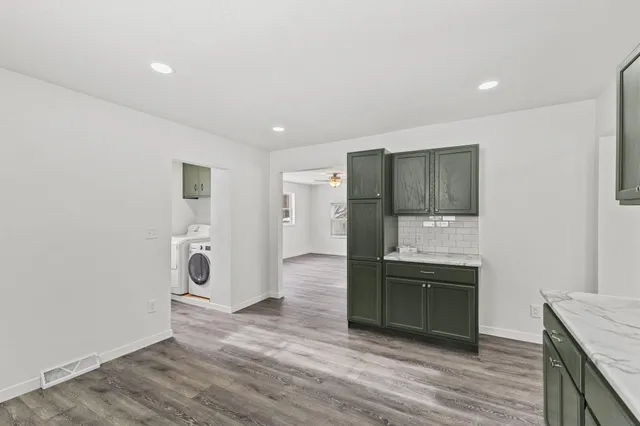 $279,900 | 438 North Washington Street, St. Croix Falls, WI 54024