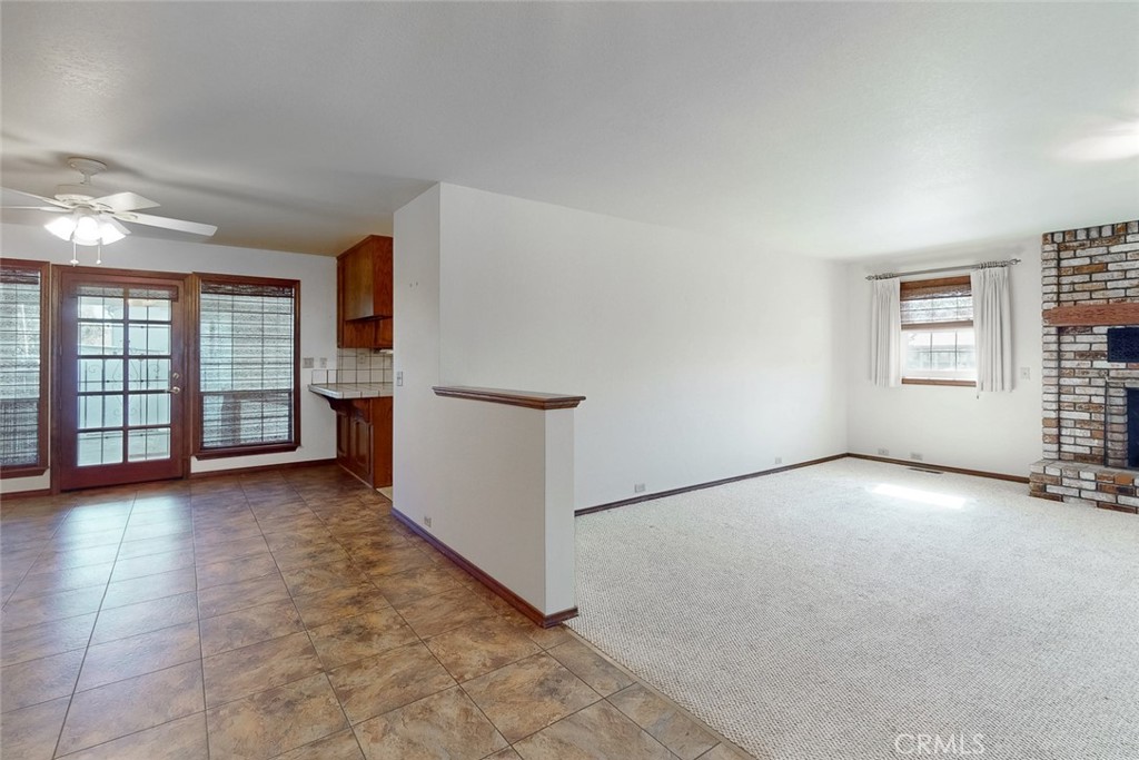 510 Indiana Street Gridley, CA 95948 - Photo 6 of 45 a view of an empty room with a window