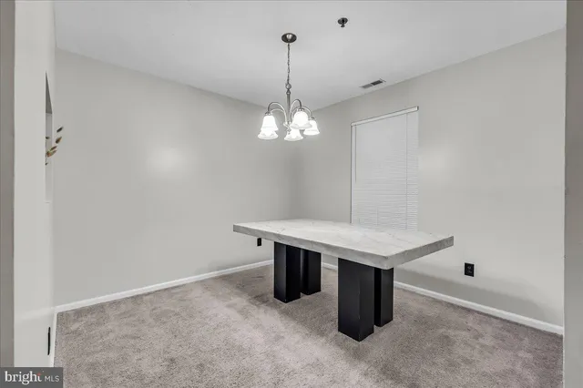 $189,000 | 613 Willings Way, New Castle, DE 19720