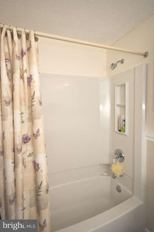 7850 North Cove Road Edgemere, MD 21219 - Photo 12 of 30 Bath