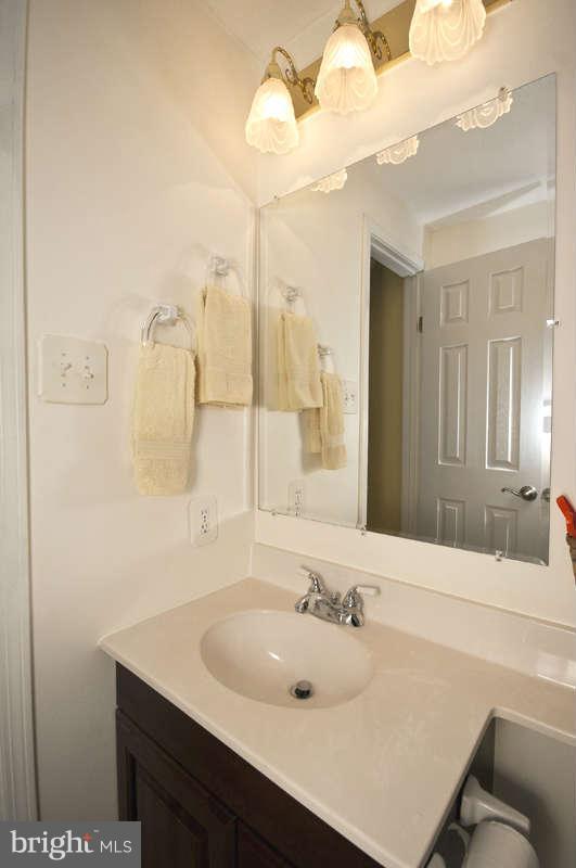 7850 North Cove Road Edgemere, MD 21219 - Photo 17 of 30 Bedroom (Master)