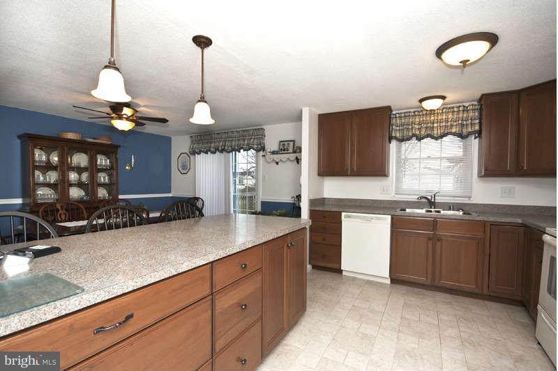 7850 North Cove Road Edgemere, MD 21219 - Photo 3 of 30 Kitchen