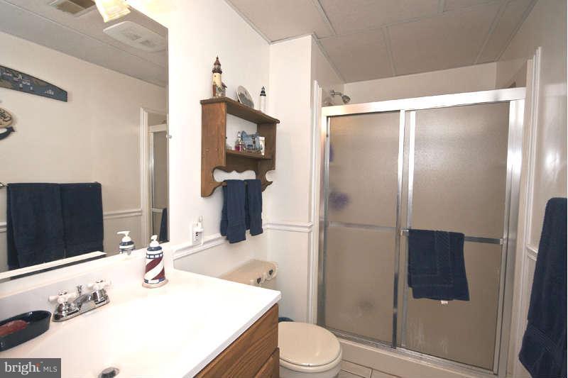7850 North Cove Road Edgemere, MD 21219 - Photo 21 of 30 Bath