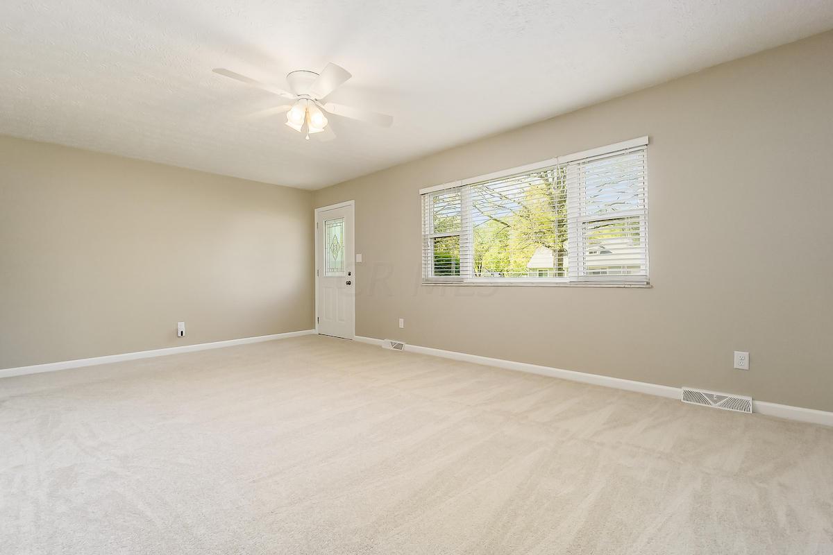 200 Summit Glen Road Southwest Pataskala, OH 43062 - Photo 7 of 38 Gallery Image 7