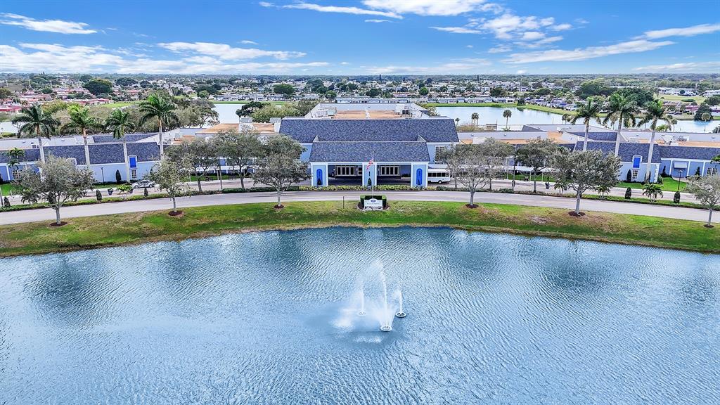 906 Normandy S, Unit 906 Delray Beach, FL 33484 - Photo 31 of 37