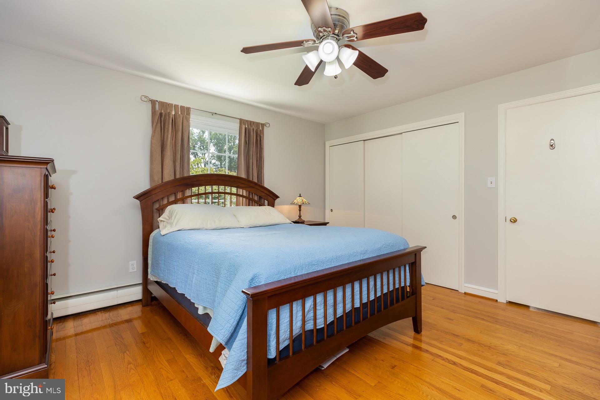 220 Planet Road Newark, DE 19711 - Photo 16 of 27 Master bedroom