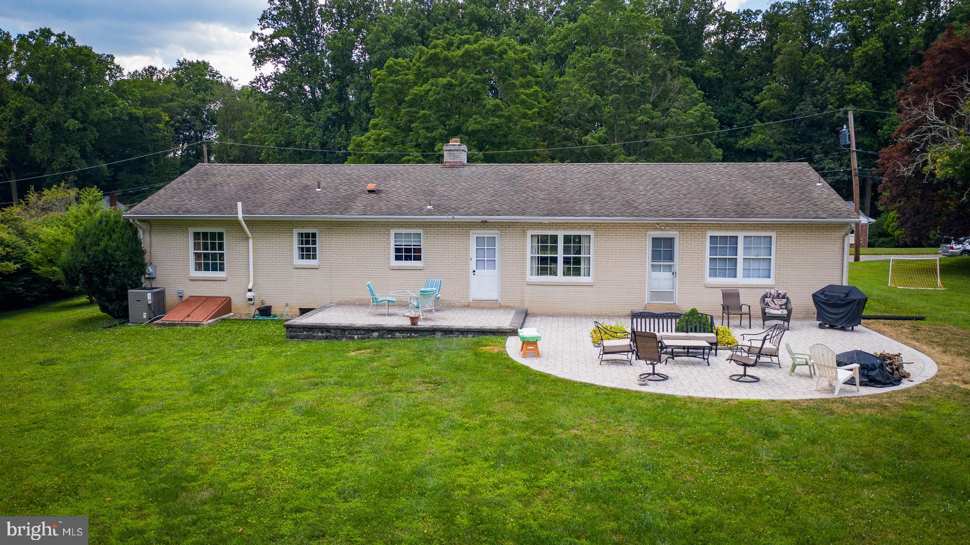 220 Planet Road Newark, DE 19711 - Photo 23 of 27 Exterior back