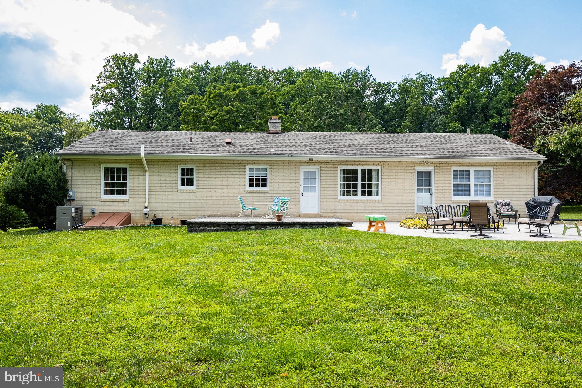 220 Planet Road Newark, DE 19711 - Photo 25 of 27 Exterior back
