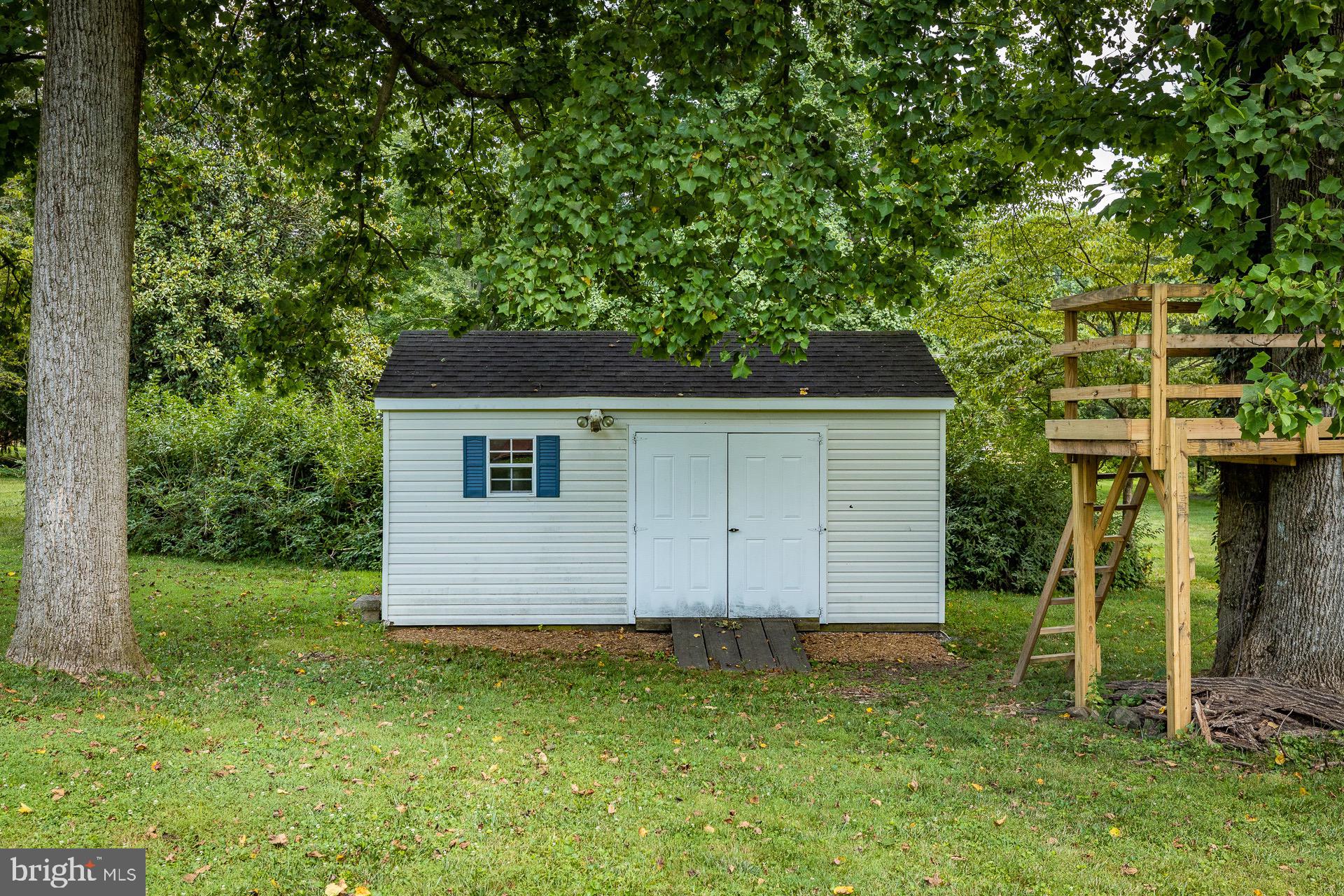 220 Planet Road Newark, DE 19711 - Photo 27 of 27 Shed with electric