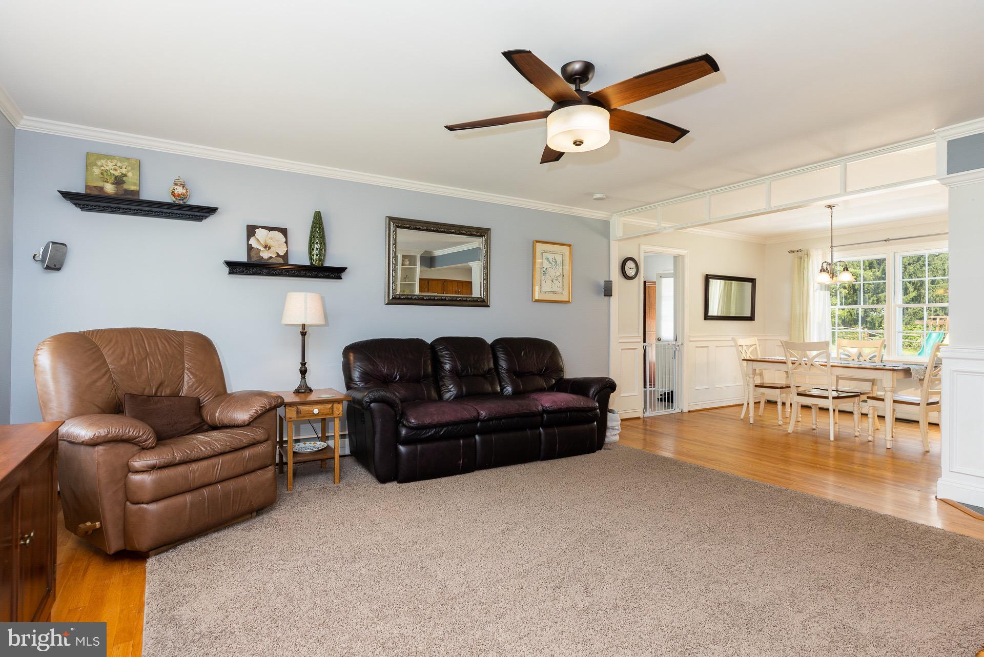 220 Planet Road Newark, DE 19711 - Photo 8 of 27 Living room