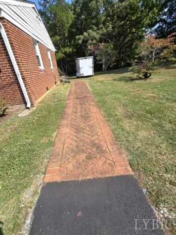 8968 Red House Road Appomattox, VA 24522 - Photo 5 of 31 a view of a back yard
