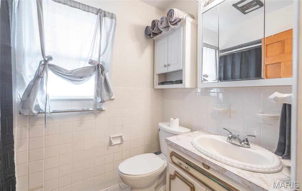 24265 Vinyard Road Cuba, MO 65453 - Photo 13 of 46