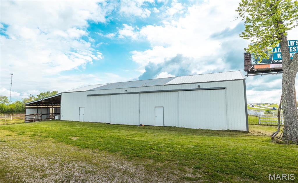 24265 Vinyard Road Cuba, MO 65453 - Photo 27 of 46