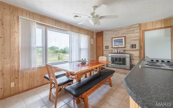 $625,000 | 24265 Vinyard Road, Cuba, MO 65453