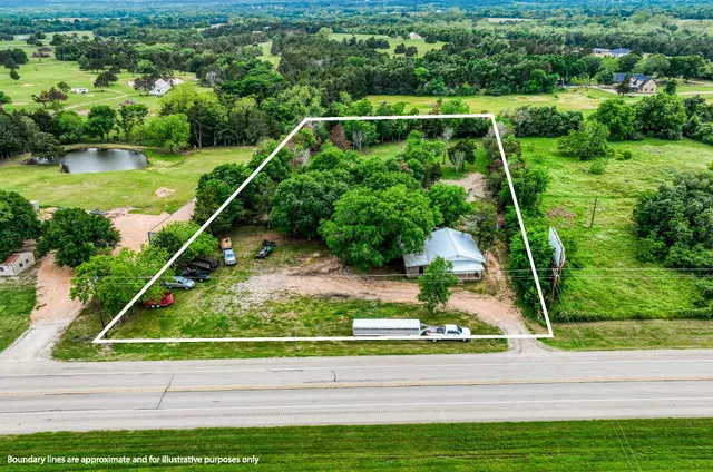 $260,000 | 11235 Highway 159, Bellville, TX 77418