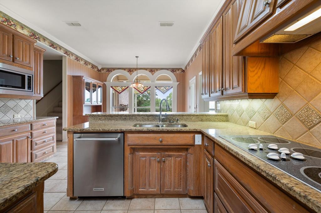 128 Rim Rock Road Aledo, TX 76008 - Photo 15 of 40