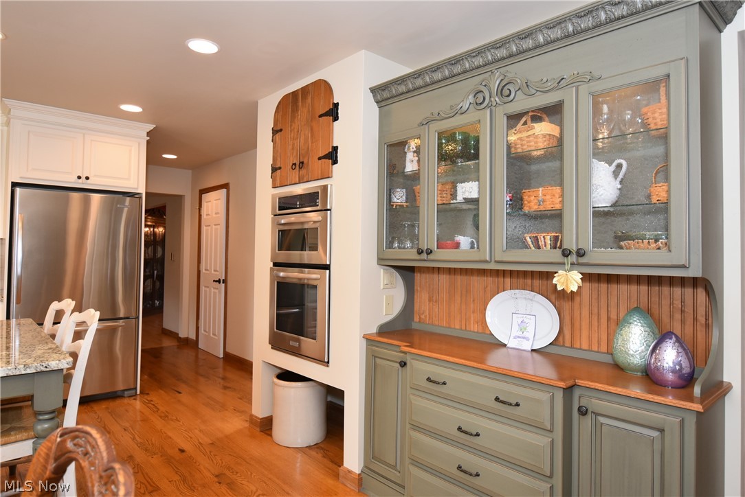 12047 Robson Road Grafton, OH 44044 - Photo 11 of 35 Gallery Image 11