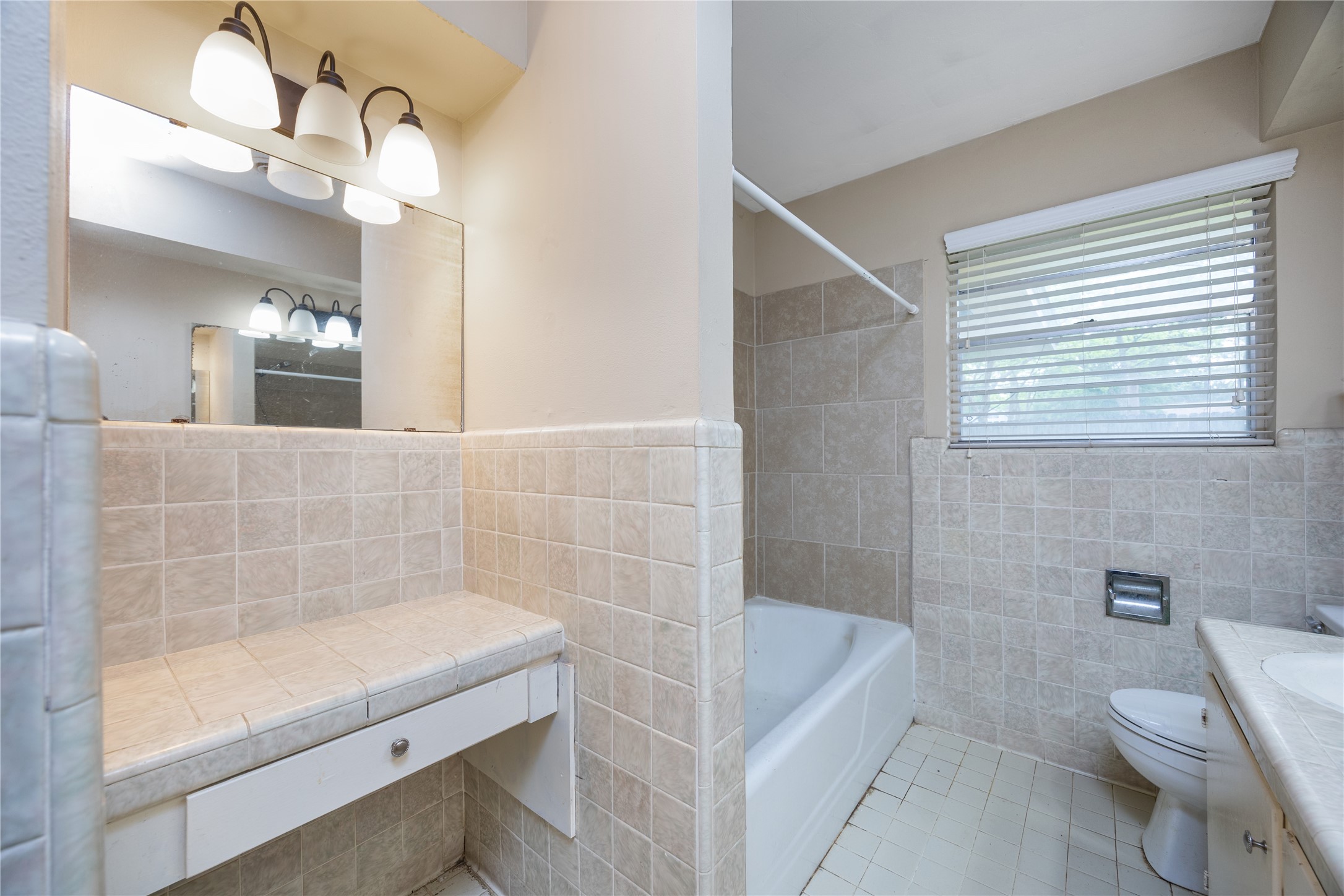 2 Circle Drive Conroe, TX 77301 - Photo 19 of 29